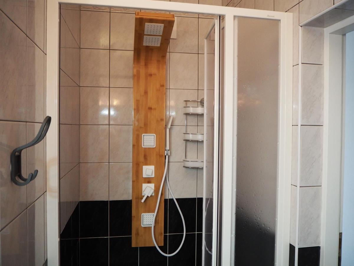 Apartamenty Kocham Morze 슈비노우이스쳬 외부 사진