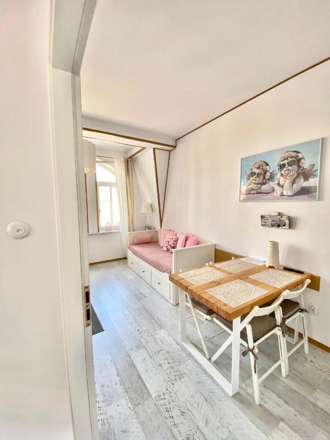 Apartamenty Kocham Morze 슈비노우이스쳬 외부 사진