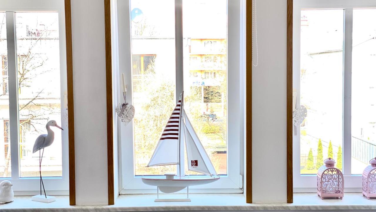 Apartamenty Kocham Morze 슈비노우이스쳬 외부 사진
