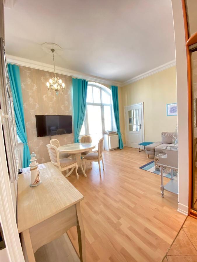 Apartamenty Kocham Morze 슈비노우이스쳬 외부 사진